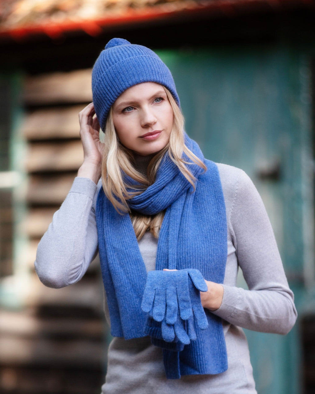 Cashmere Pom Pom Beanie ~ Sapphire