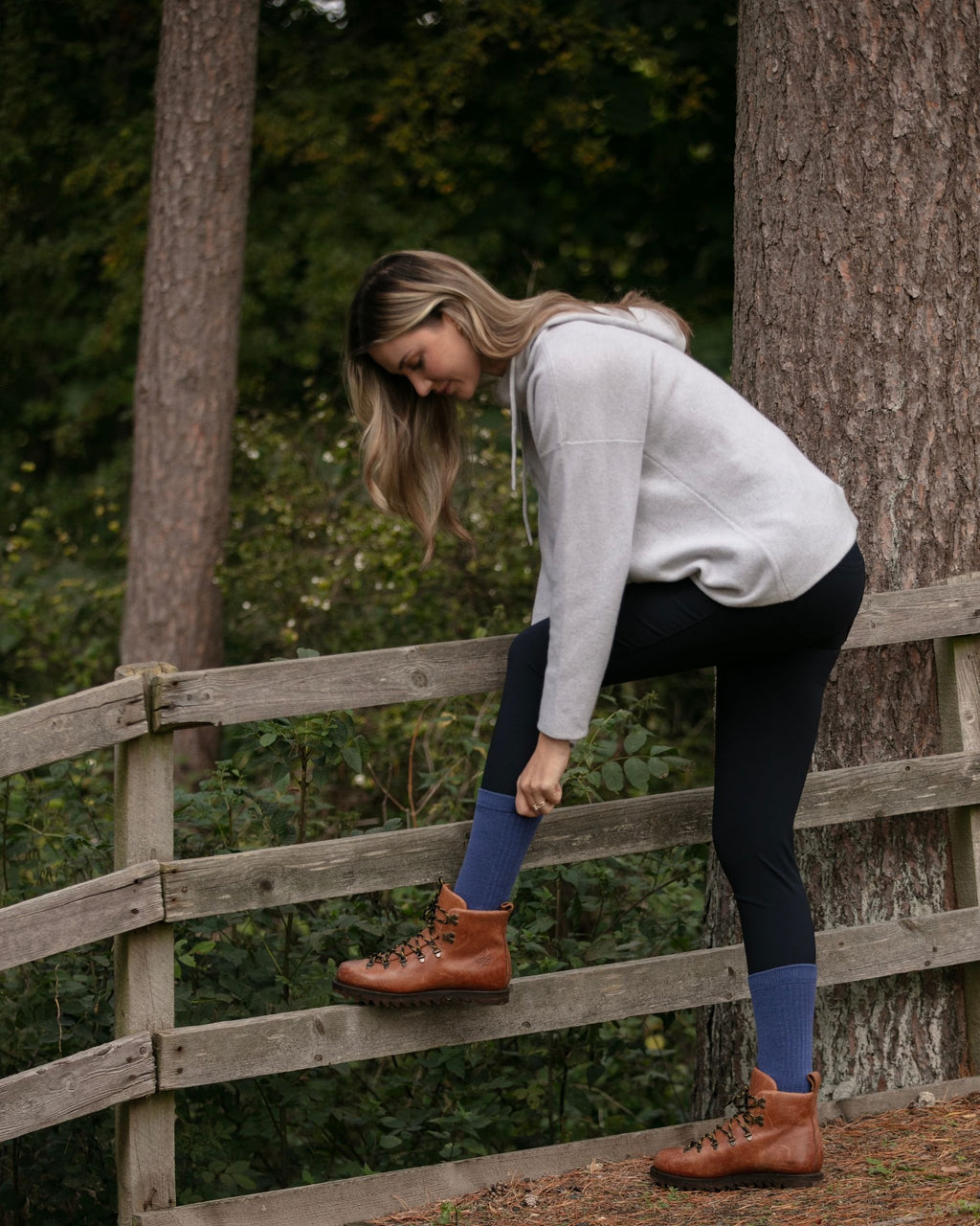Ladies Ben Trek Socks ~ Denim
